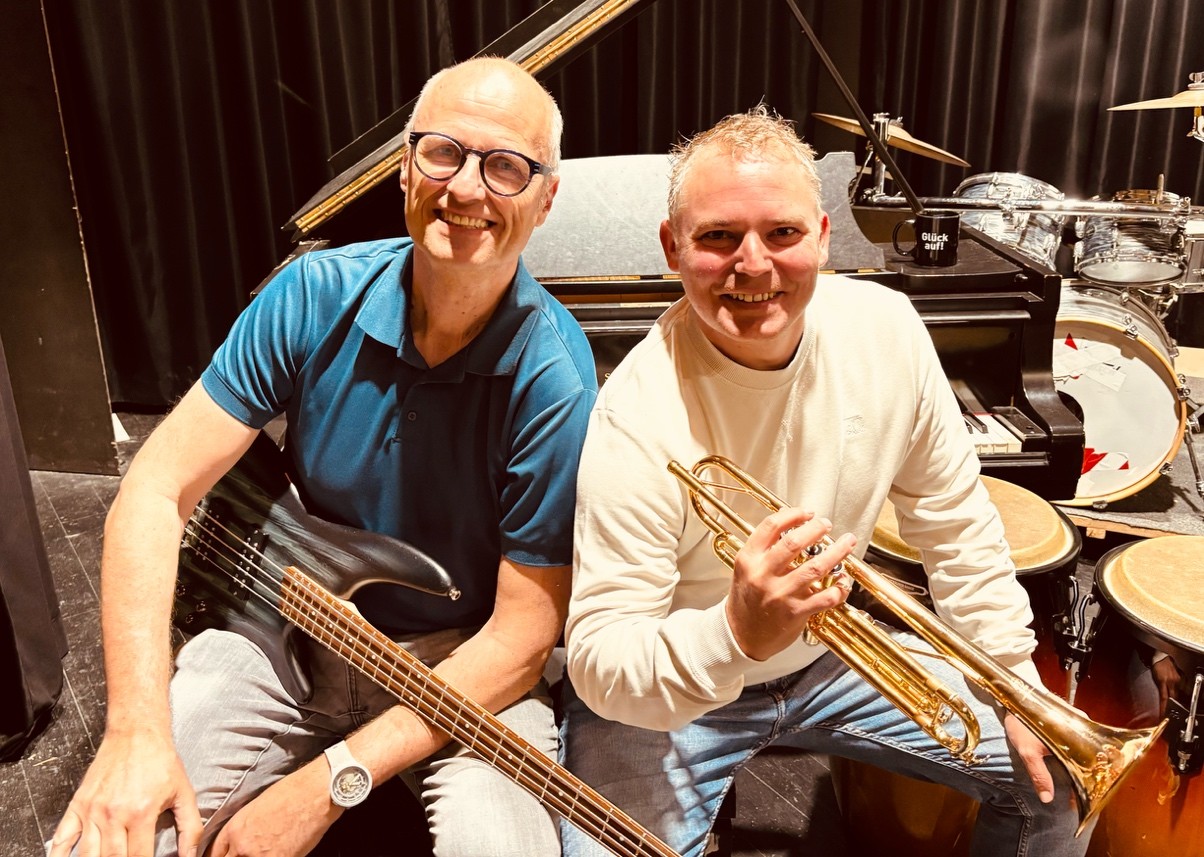 Ehemalige Schüler innen für Jubiläumsbigband gesucht