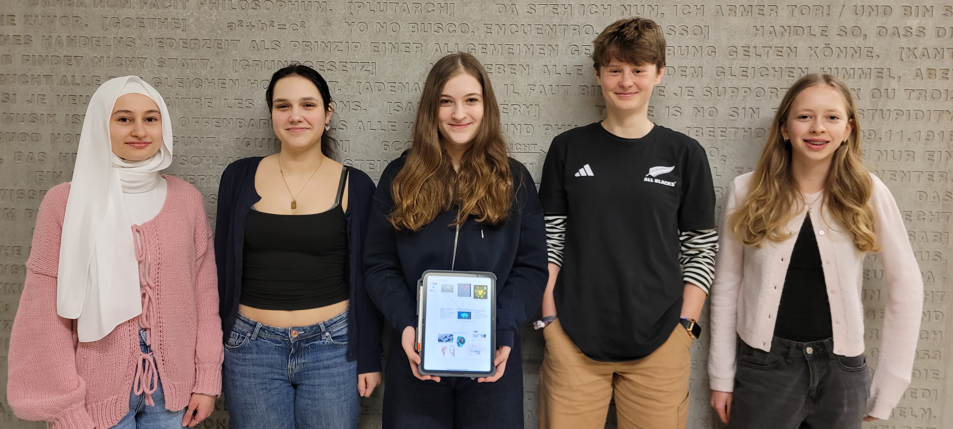 Sechs Schülerinnen der Jahrgangsstufe EF nehmen an SmartMatters4You teil